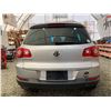 Image 17 : PARKSVILLE - 2009 VOLKSWAGEN TIGUAN GREY 224529 KMS - P533793