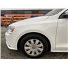 Image 31 : PARKSVILLE - 2015 VOLKSWAGEN JETTA WHITE 214840 KMS - J270040