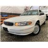 Image 1 : PARKSVILLE - 2001 BUICK CENTURY WHITE 141057 KMS - B192535