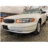 Image 2 : PARKSVILLE - 2001 BUICK CENTURY WHITE 141057 KMS - B192535
