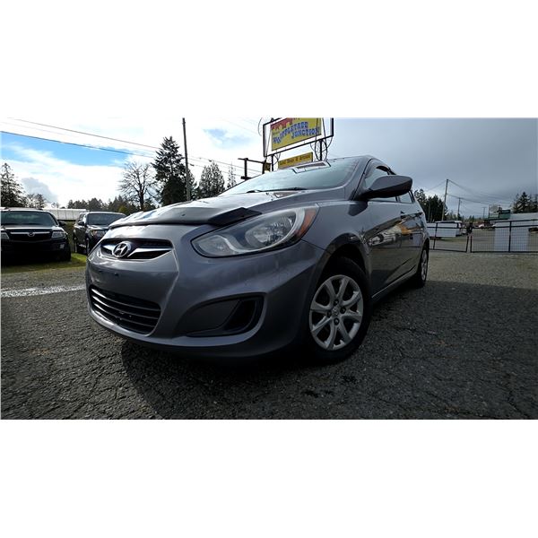DUNCAN - 2014 HYUNDAI ACCENT GREY 232845 KMS - D150027