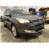 Image 8 : PARKSVILLE - 2016 FORD ESCAPE GREY 172234 KMS - DB76610
