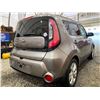 Image 14 : PARKSVILLE - 2016 KIA SOUL GREY 149675 KMS - D304628