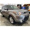 Image 8 : PARKSVILLE - 2016 KIA SOUL GREY 149675 KMS - D304628