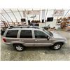 Image 13 : PARKSVILLE - 2000 JEEP GRAND CHEROKEE GREY 236619 KMS - D352050