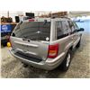 Image 15 : PARKSVILLE - 2000 JEEP GRAND CHEROKEE GREY 236619 KMS - D352050