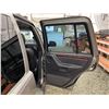 Image 41 : PARKSVILLE - 2000 JEEP GRAND CHEROKEE GREY 236619 KMS - D352050