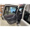 Image 46 : PARKSVILLE - 2000 JEEP GRAND CHEROKEE GREY 236619 KMS - D352050