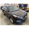 Image 10 : PARKSVILLE - 2016 HYUNDAI TUCSON BLACK 150583 KMS - D081016