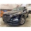 Image 1 : PARKSVILLE - 2016 HYUNDAI TUCSON BLACK 150583 KMS - D081016