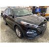 Image 9 : PARKSVILLE - 2016 HYUNDAI TUCSON BLACK 150583 KMS - D081016