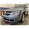 Image 2 : PARKSVILLE - 2009 DODGE JOURNEY GREY 299282 KMS - B583658