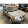 Image 10 : PARKSVILLE - 2010 SUBARU FORESTER SILVER 135966 KMS - P806297