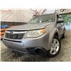 Image 1 : PARKSVILLE - 2010 SUBARU FORESTER SILVER 135966 KMS - P806297