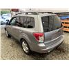 Image 21 : PARKSVILLE - 2010 SUBARU FORESTER SILVER 135966 KMS - P806297