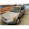 Image 4 : PARKSVILLE - 2010 SUBARU FORESTER SILVER 135966 KMS - P806297
