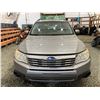 Image 6 : PARKSVILLE - 2010 SUBARU FORESTER SILVER 135966 KMS - P806297