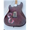 Image 3 : 610 -- GUITAR AND HERO