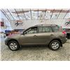 Image 23 : PARKSVILLE - 2009 TOYOTA RAV4 BROWN 239087 KMS - B001732