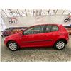 Image 23 : PARKSVILLE - 2007 VOLKSWAGEN RABBIT RED  127268 KMS - D184984