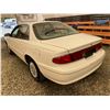Image 21 : PARKSVILLE - 2001 BUICK CENTURY WHITE 141057 KMS - B192535
