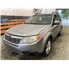Image 3 : PARKSVILLE - 2010 SUBARU FORESTER SILVER 135966 MILES - P806297