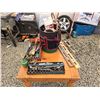 Image 1 : 623 -- VARIOUS SOCKETS, LEVELS AND MIXED TOOLS