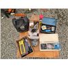 Image 2 : 627 -- JUMPER PACK, AND VARIOUS TOOLS AND HARDWARE