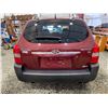 Image 18 : PARKSVILLE - 2007 HYUNDAI TUCSON RED 249595 KMS - B594539