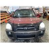 Image 6 : PARKSVILLE - 2007 HYUNDAI TUCSON RED 249595 KMS - B594539