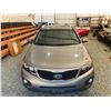 Image 7 : PARKSVILLE - 2011 KIA SORENTO GREY 332537 KMS - B045732