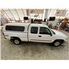 Image 13 : PARKSVILLE - 2005 GMC SIERRA WHITE 256214 KMS - D350208