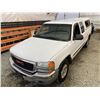 Image 4 : PARKSVILLE - 2005 GMC SIERRA WHITE 256214 KMS - D350208