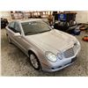 Image 10 : PARKSVILLE - 2007 MERCEDES  E CLASS  SILVER 232527 KMS - D216926