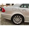 Image 27 : PARKSVILLE - 2007 MERCEDES  E CLASS  SILVER 232527 KMS - D216926