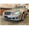 Image 2 : PARKSVILLE - 2007 MERCEDES  E CLASS  SILVER 232527 KMS - D216926