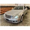 Image 3 : PARKSVILLE - 2007 MERCEDES  E CLASS  SILVER 232527 KMS - D216926