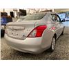 Image 14 : PARKSVILLE - 2012 NISSAN VERSA SILVER 96954 KMS  - J885946