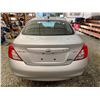 Image 18 : PARKSVILLE - 2012 NISSAN VERSA SILVER 96954 KMS  - J885946