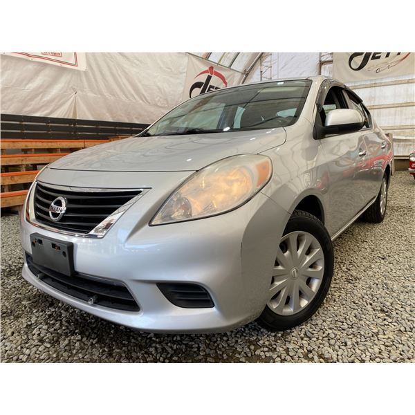 PARKSVILLE - 2012 NISSAN VERSA SILVER 96954 KMS  - J885946