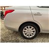 Image 27 : PARKSVILLE - 2012 NISSAN VERSA SILVER 96954 KMS  - J885946