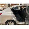 Image 40 : PARKSVILLE - 2012 NISSAN VERSA SILVER 96954 KMS  - J885946