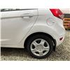 Image 29 : PARKSVILLE - 2013 FORD FIESTA WHITE 114005 KMS - J216209