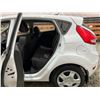 Image 46 : PARKSVILLE - 2013 FORD FIESTA WHITE 114005 KMS - J216209