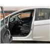 Image 49 : PARKSVILLE - 2013 FORD FIESTA WHITE 114005 KMS - J216209