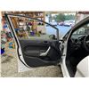 Image 50 : PARKSVILLE - 2013 FORD FIESTA WHITE 114005 KMS - J216209