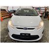 Image 6 : PARKSVILLE - 2013 FORD FIESTA WHITE 114005 KMS - J216209
