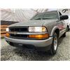 Image 2 : PARKSVILLE - 2003 CHEVROLET S-10 PICKUP GOLD 18718 KMS - P152249
