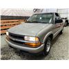 Image 3 : PARKSVILLE - 2003 CHEVROLET S-10 PICKUP GOLD 18718 KMS - P152249