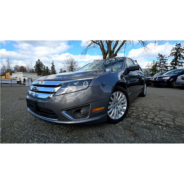 DUNCAN - 2011 FORD FUSION HYBRID GREY  165763 KMS - D187020
